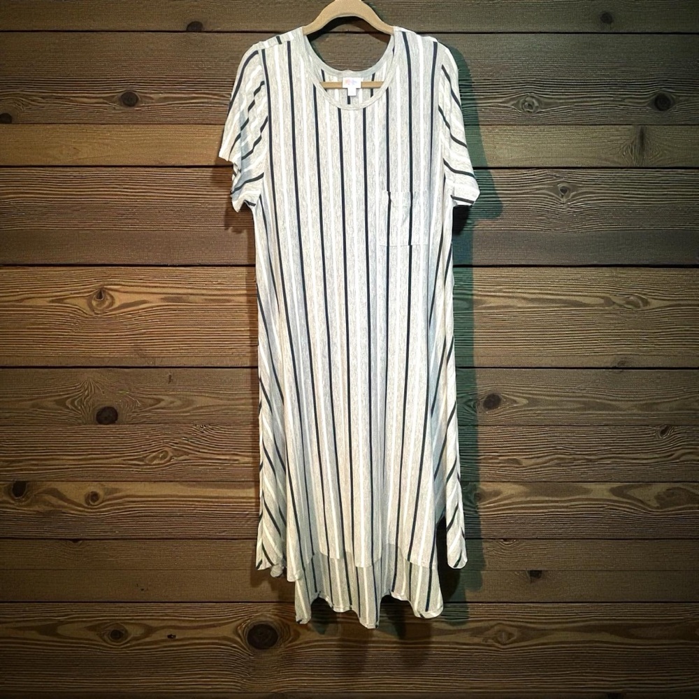 Lularoe XL gray stripe Carly dress